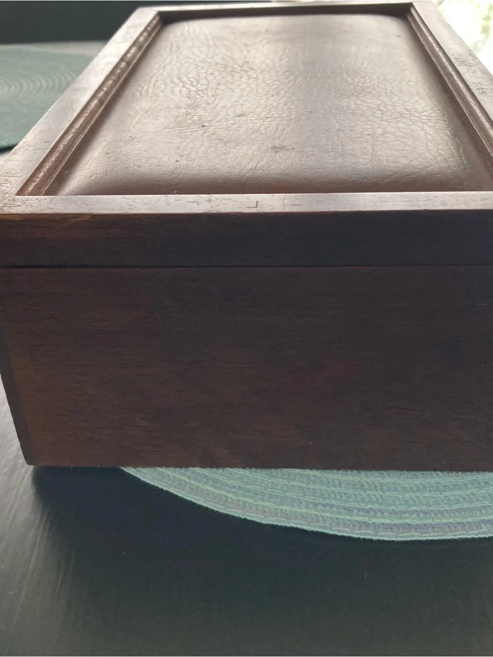 Vintage Wooden Jewelry/Keepsake Box in Dark Brown with Brass Latch